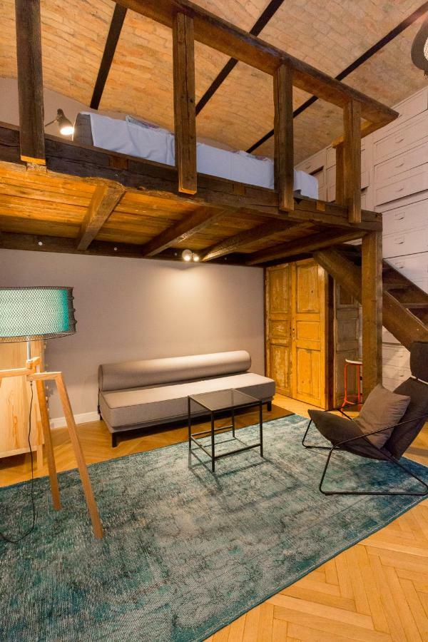 Deluxe Twin Studio In Kazinczy Street Apartman Budapest Kültér fotó